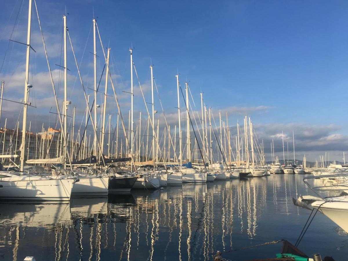 La Provence Authentique A 30 Minutes Des Plages Collobrieres Luaran gambar